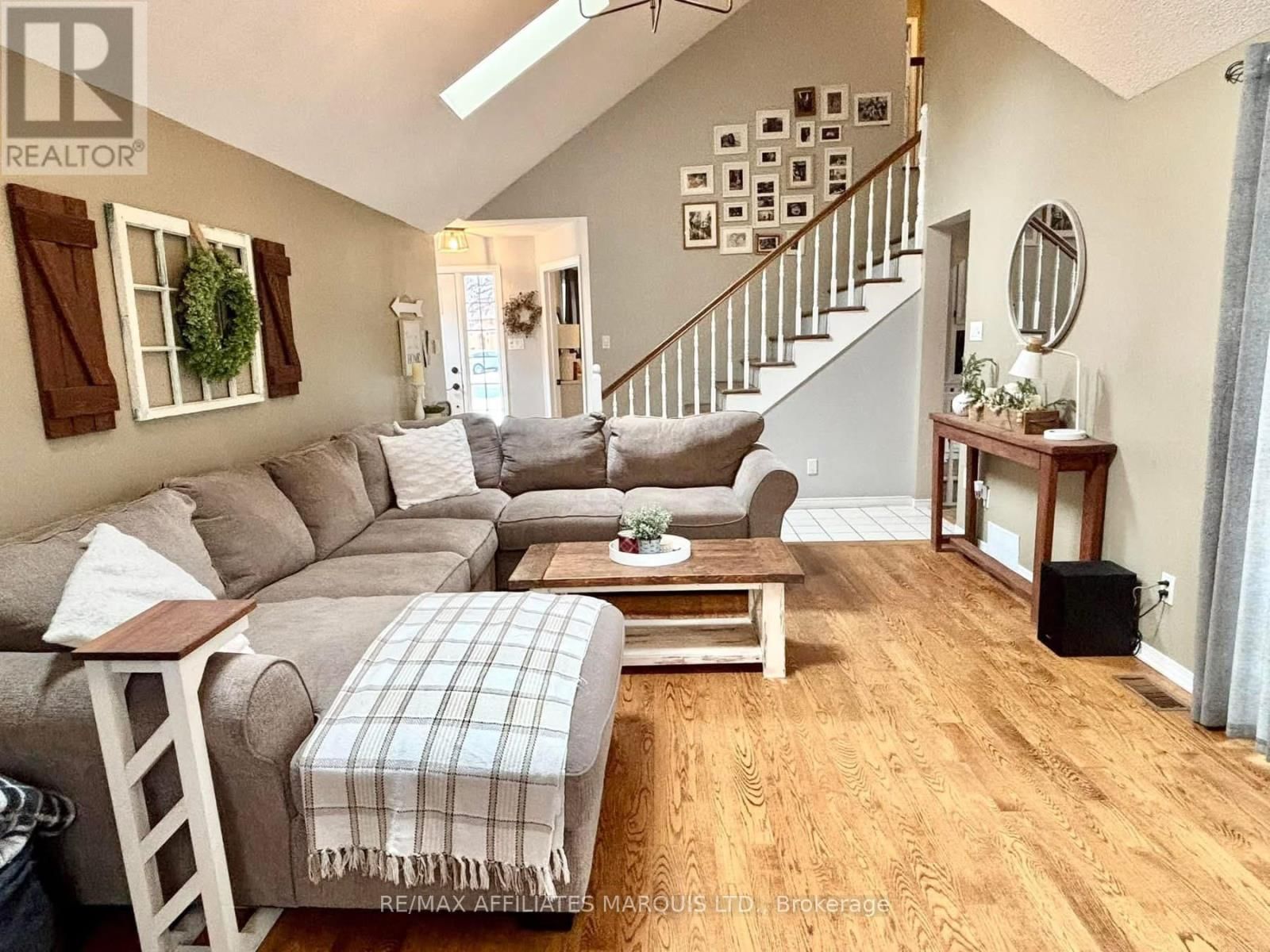 20 FORESTDALE CRESCENT Image 7