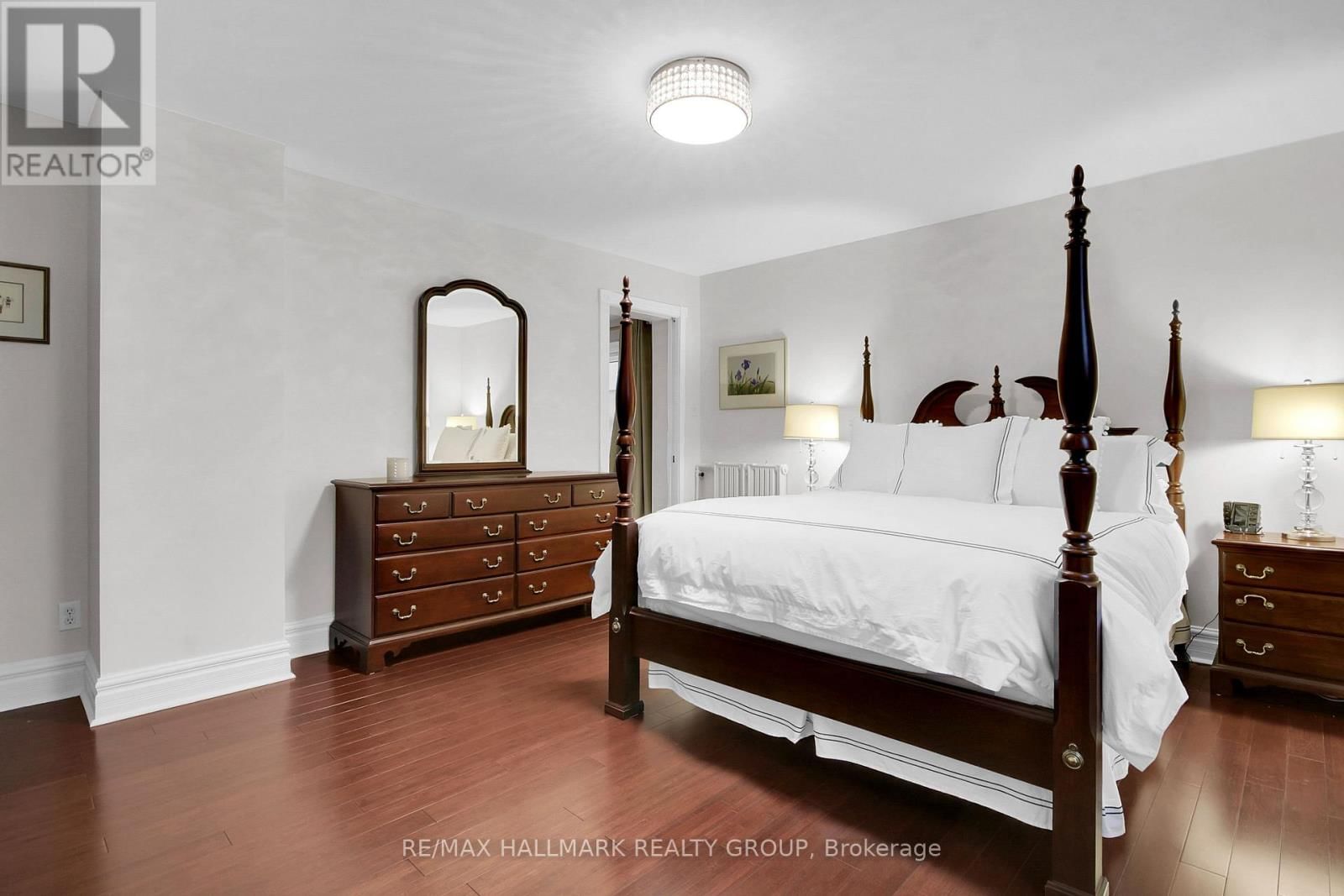 24 MORRIS STREET Image 14