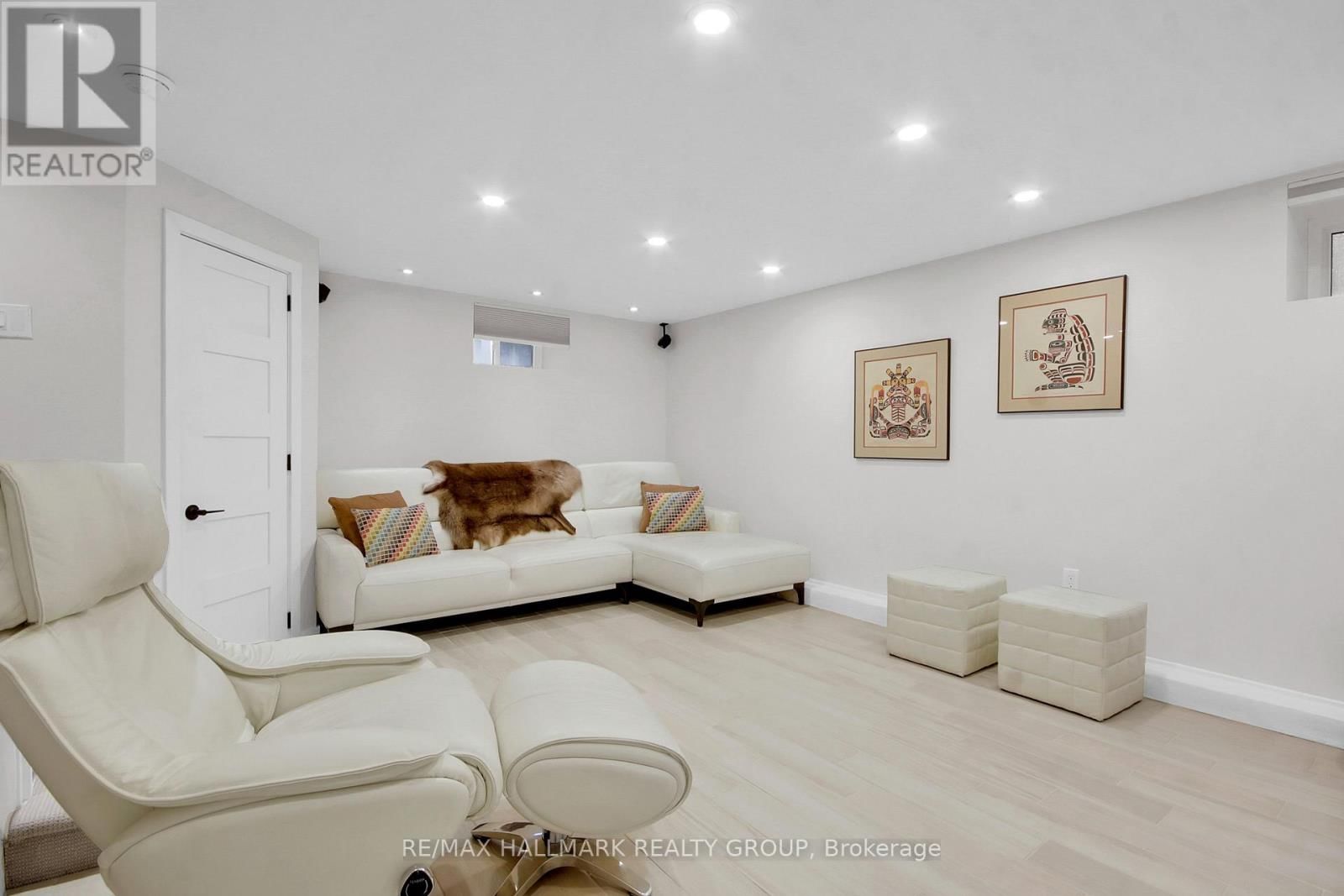 24 MORRIS STREET Image 20