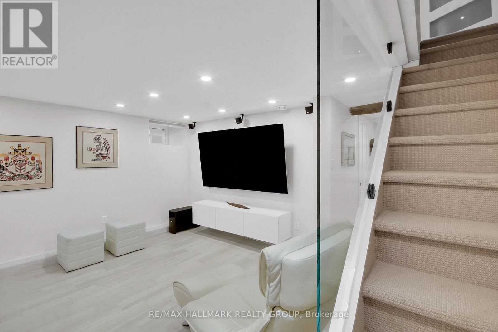 24 MORRIS STREET Image 21