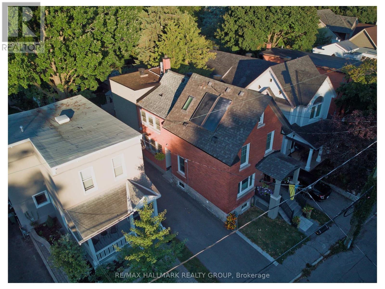 24 MORRIS STREET Image 32