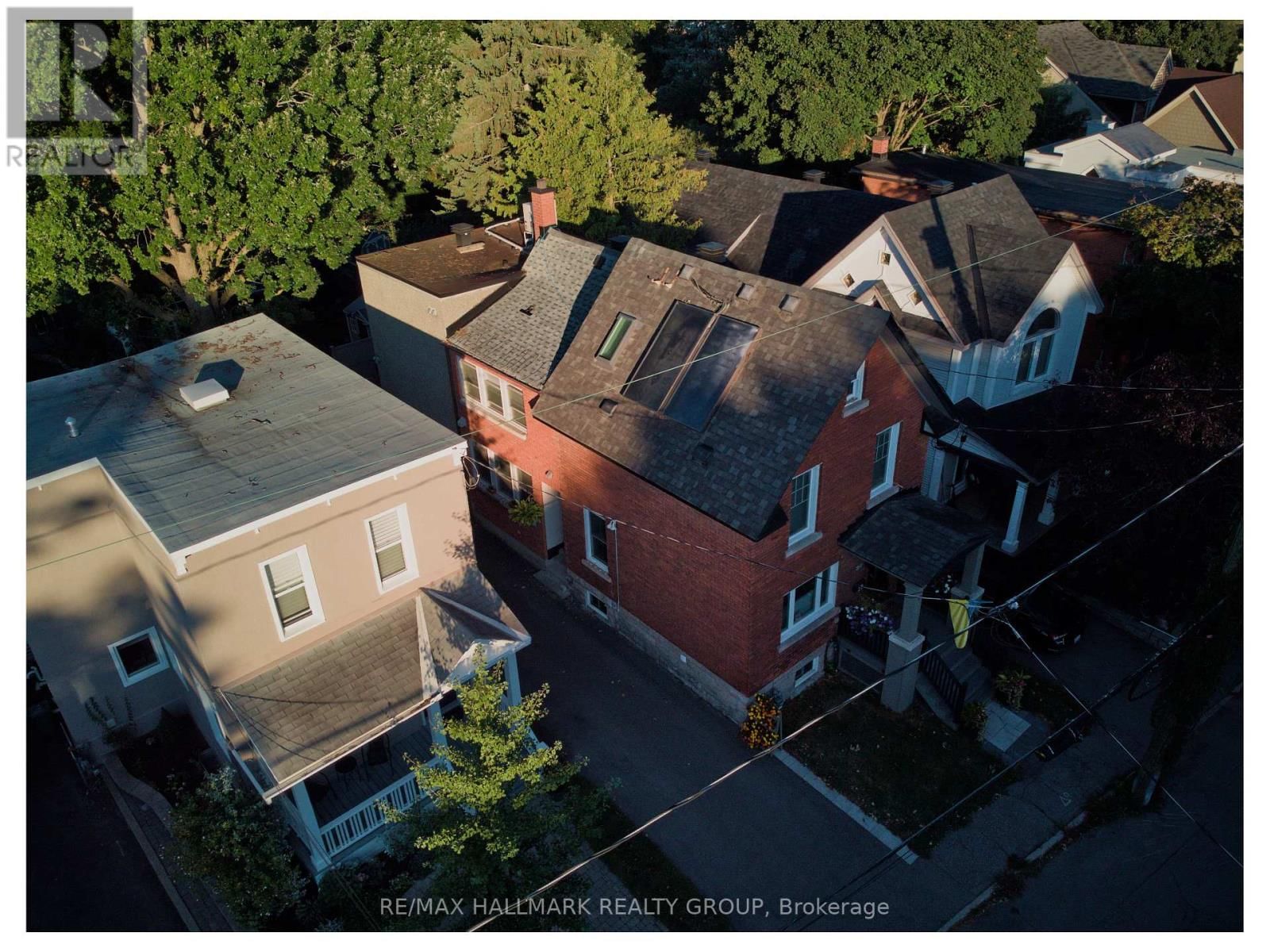 24 MORRIS STREET Image 33