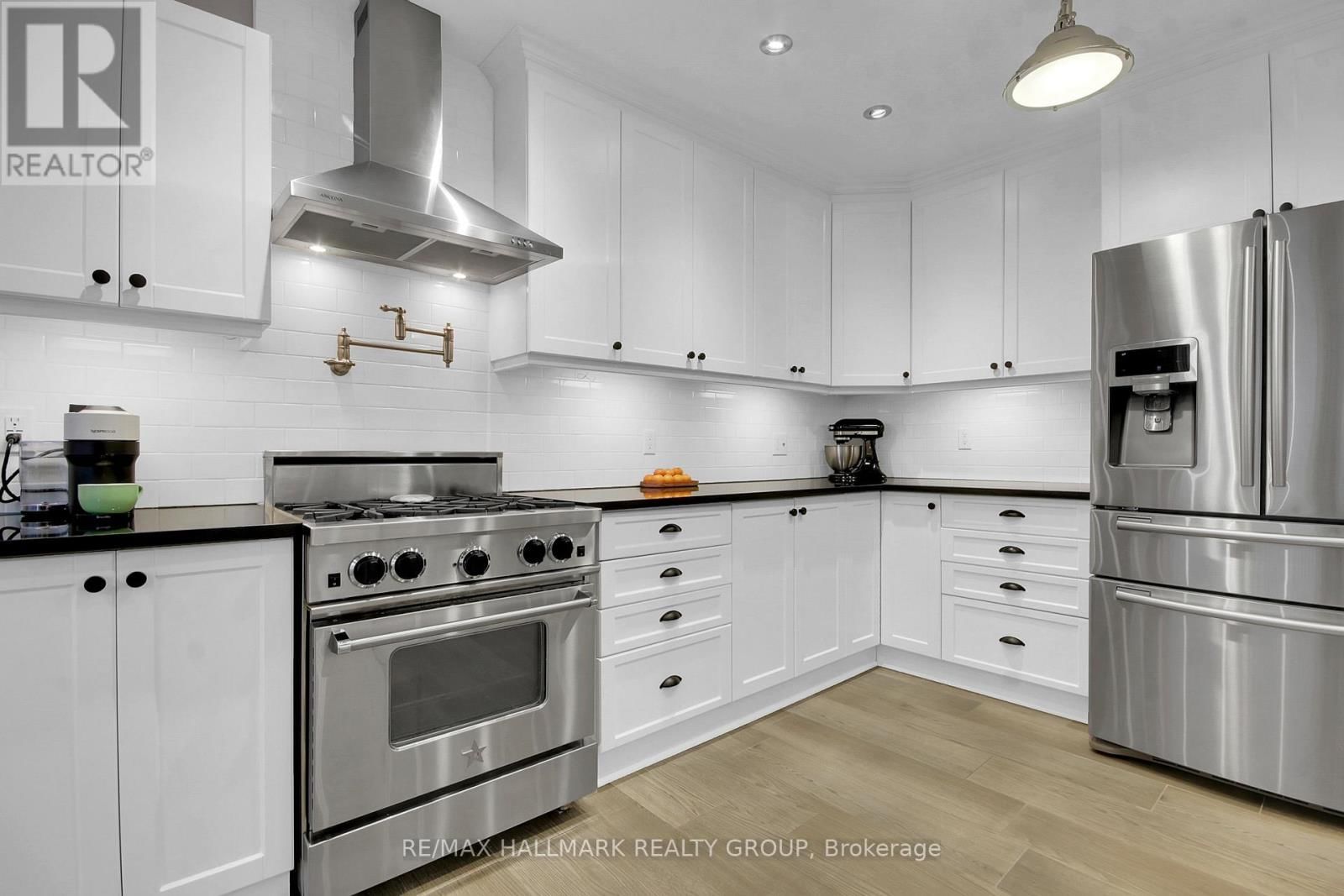 24 MORRIS STREET Image 6