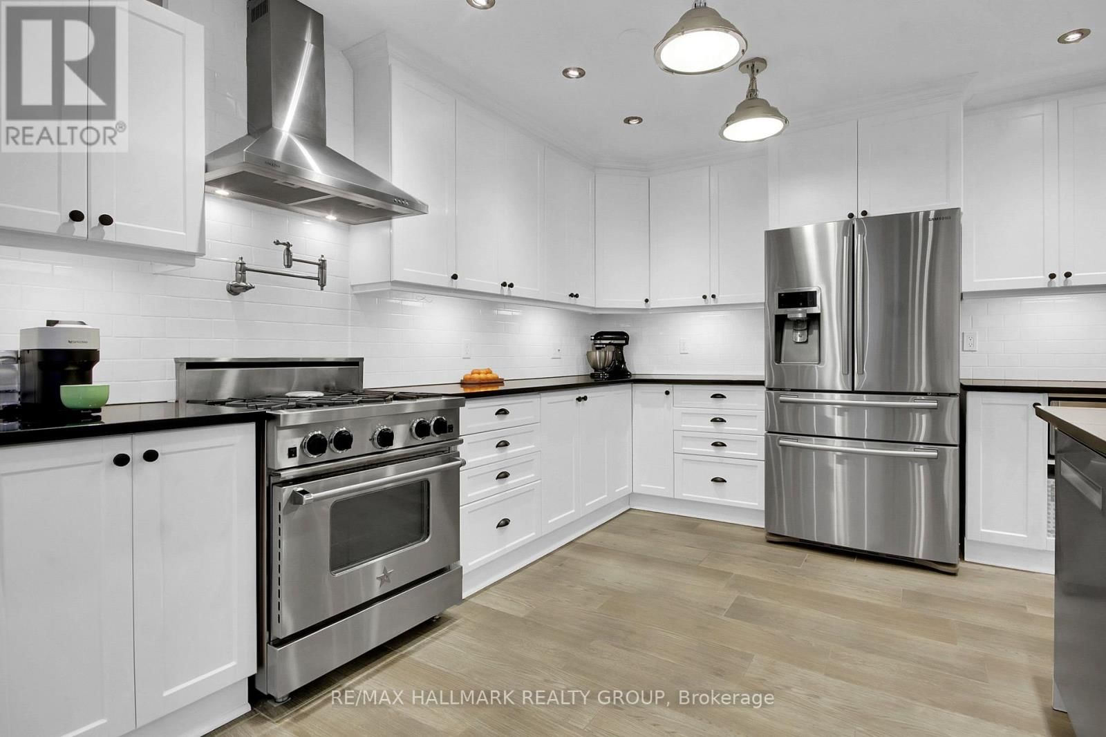 24 MORRIS STREET Image 7