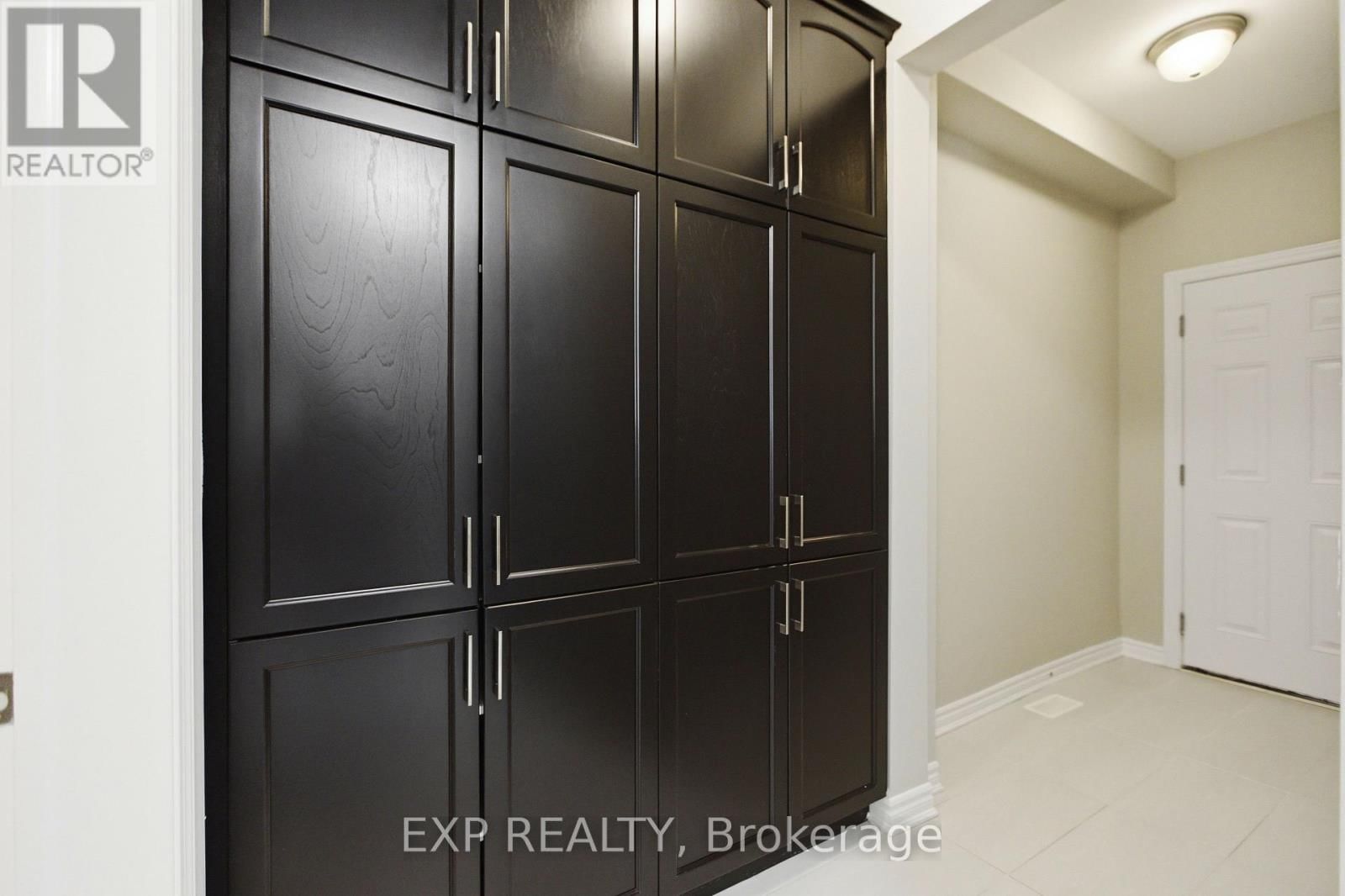 652 CONTINENTAL AVENUE Image 11