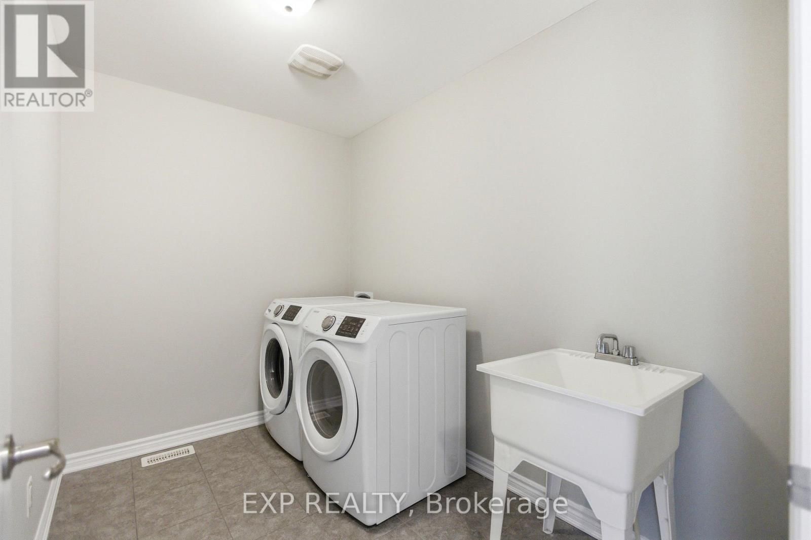 652 CONTINENTAL AVENUE Image 27