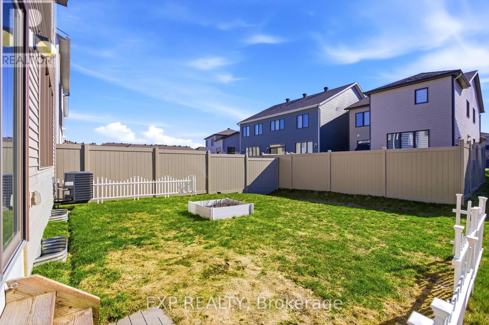 652 CONTINENTAL AVENUE Image 28