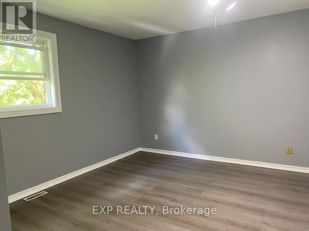 7B CLARENDON AVENUE Image 15