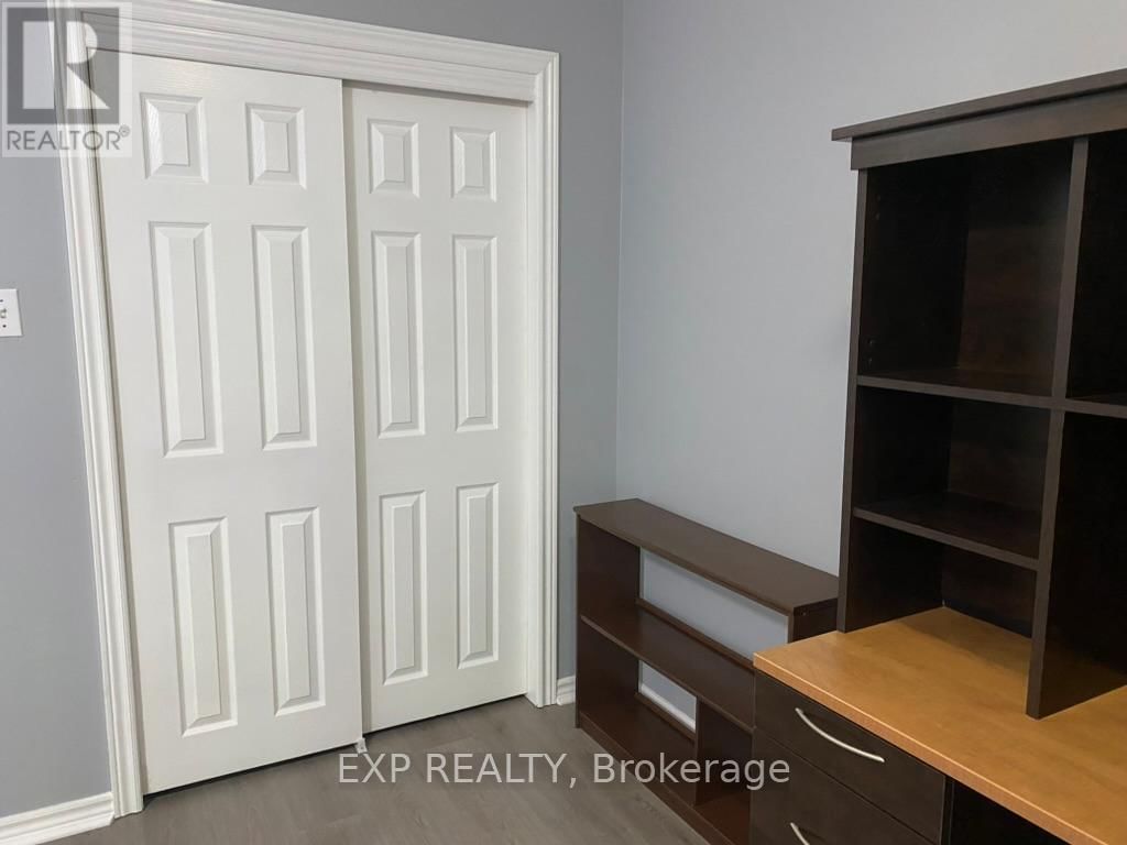 7B CLARENDON AVENUE Image 18