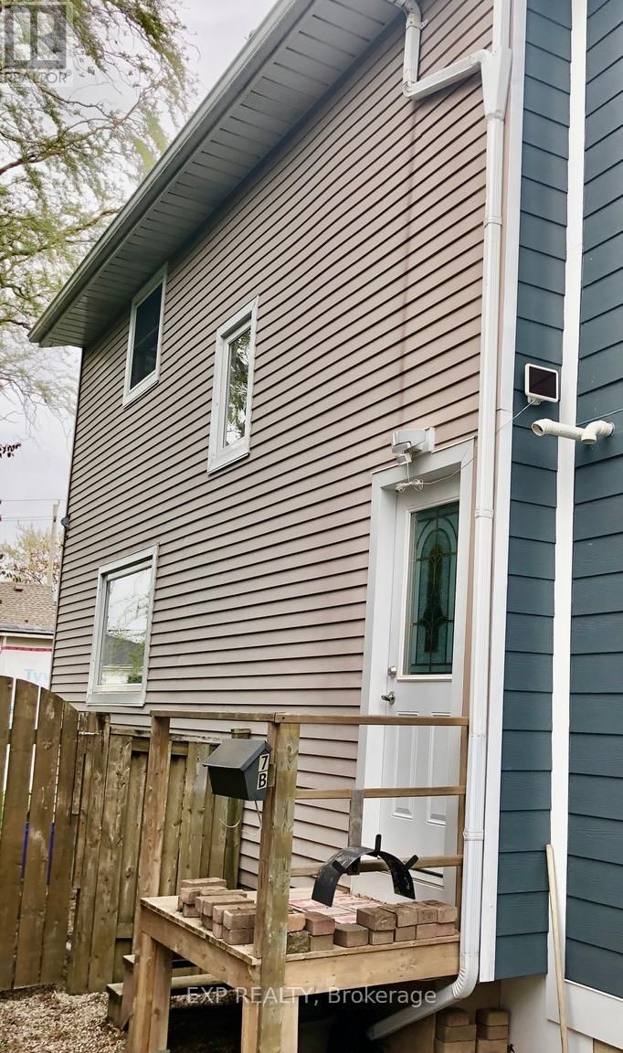 7B CLARENDON AVENUE Image 28