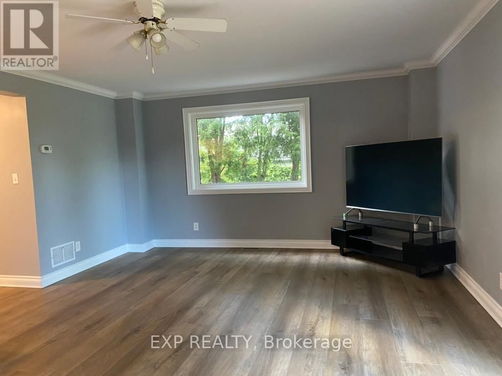 7B CLARENDON AVENUE Image 8