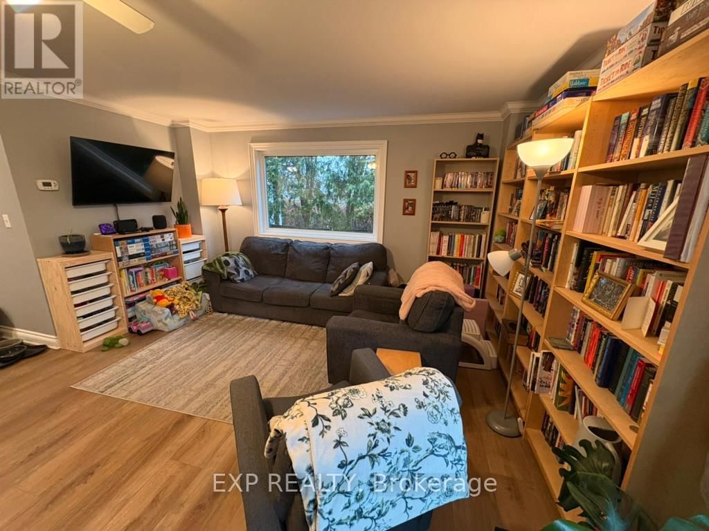 7B CLARENDON AVENUE Image 9