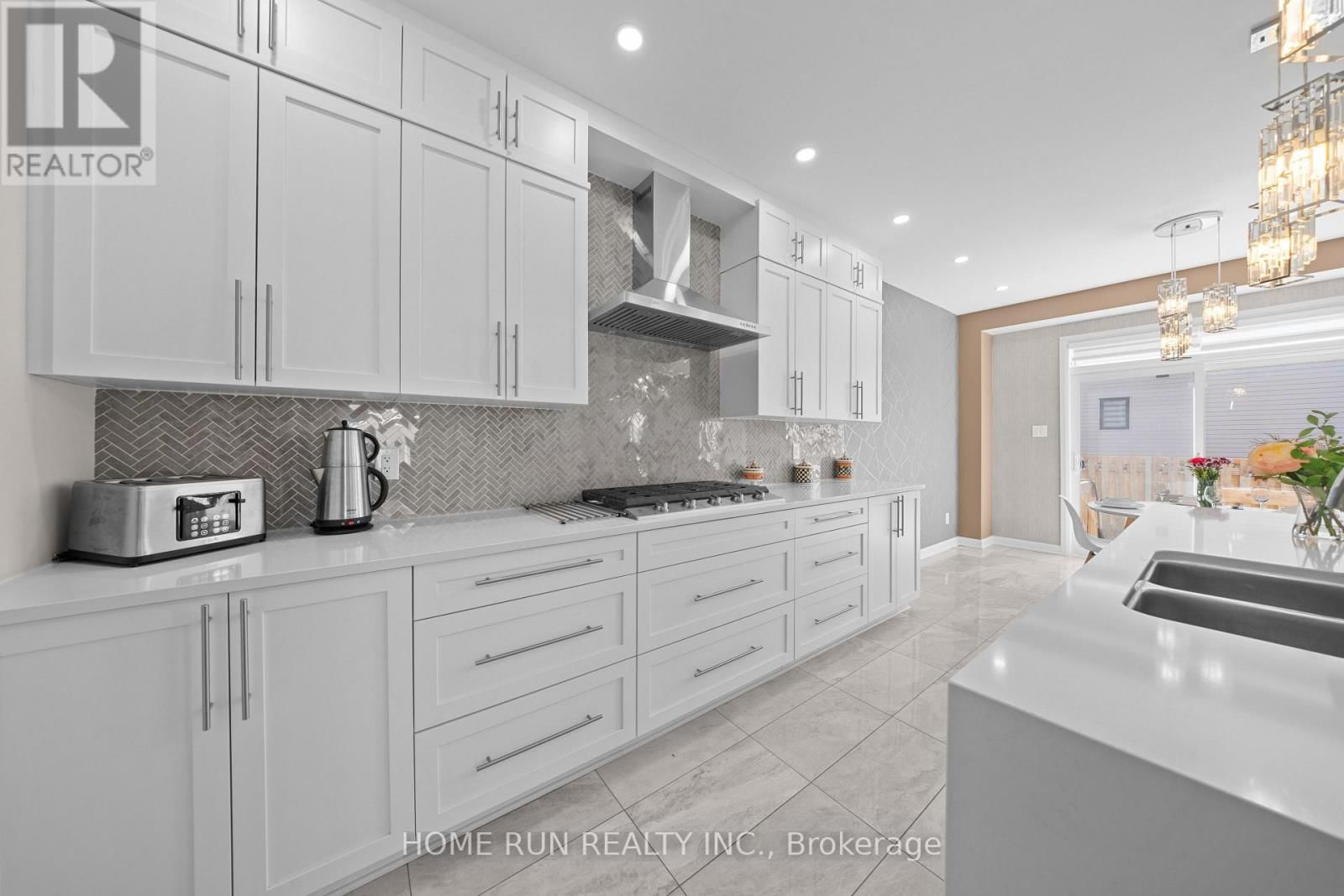 320 BASALT LANE Image 20