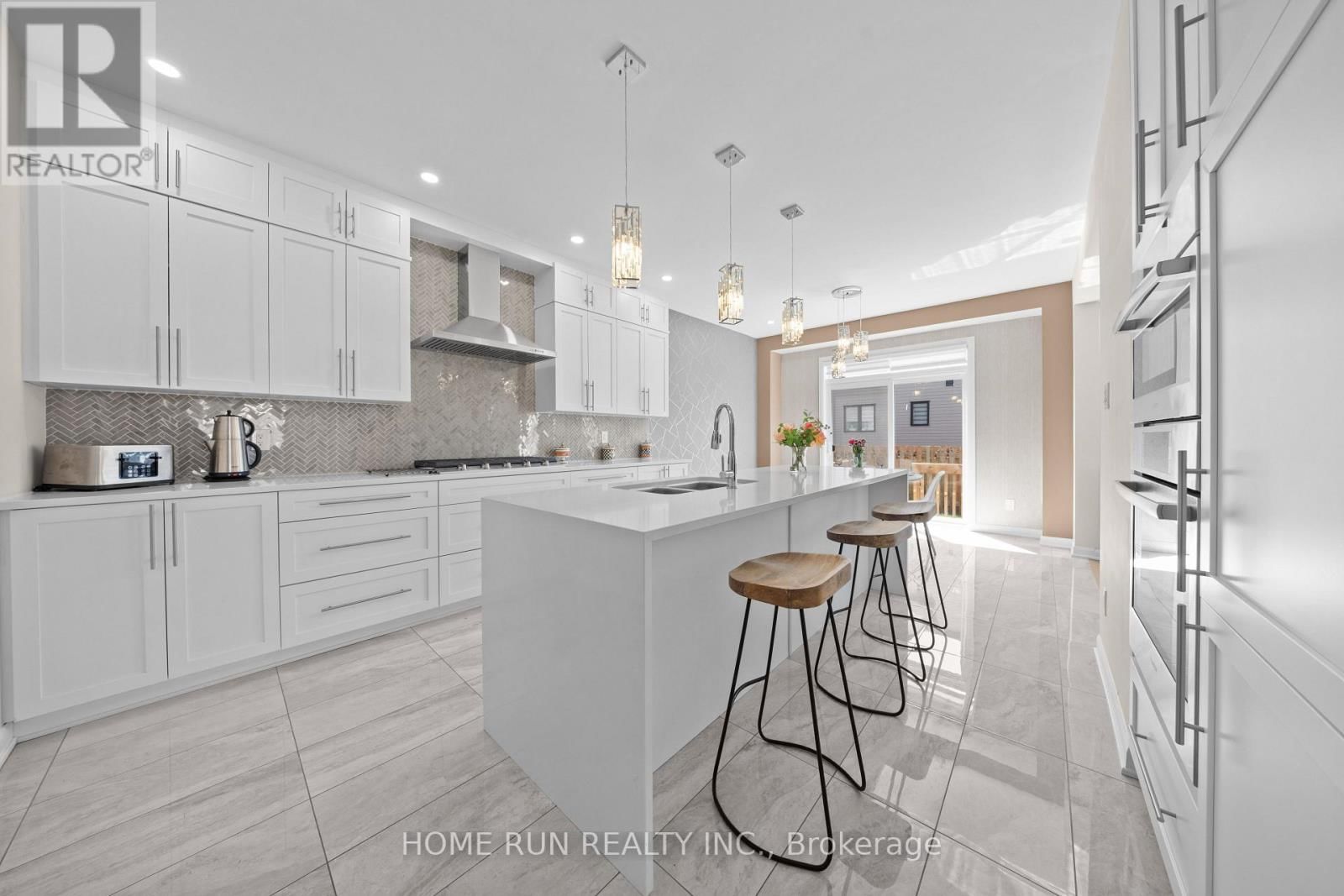 320 BASALT LANE Image 23