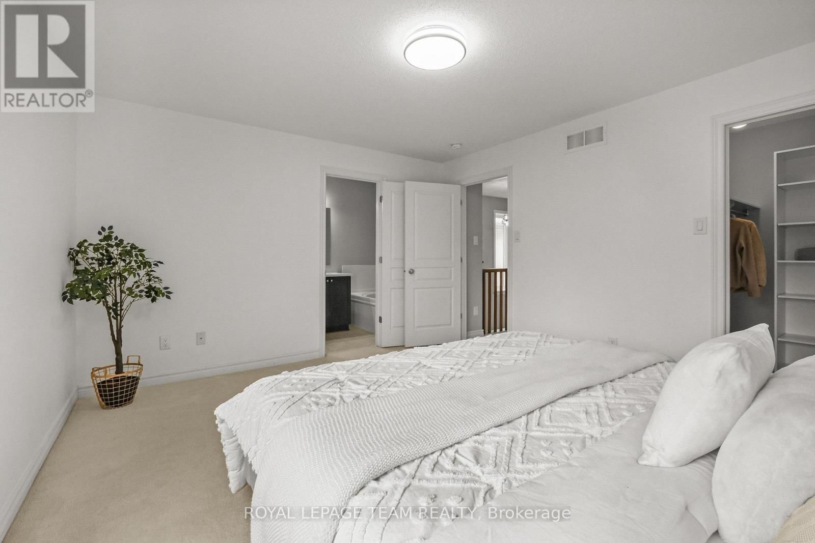 534 STARGAZER CRESCENT Image 35