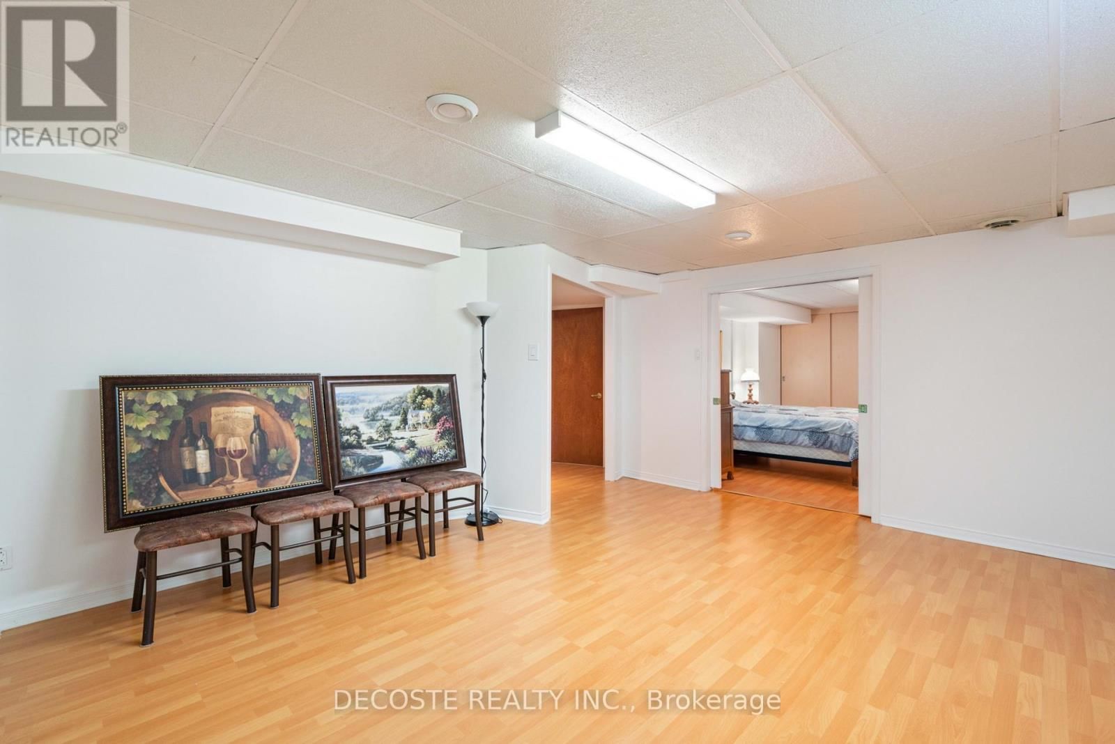 6123 MACBAIN STREET Image 15