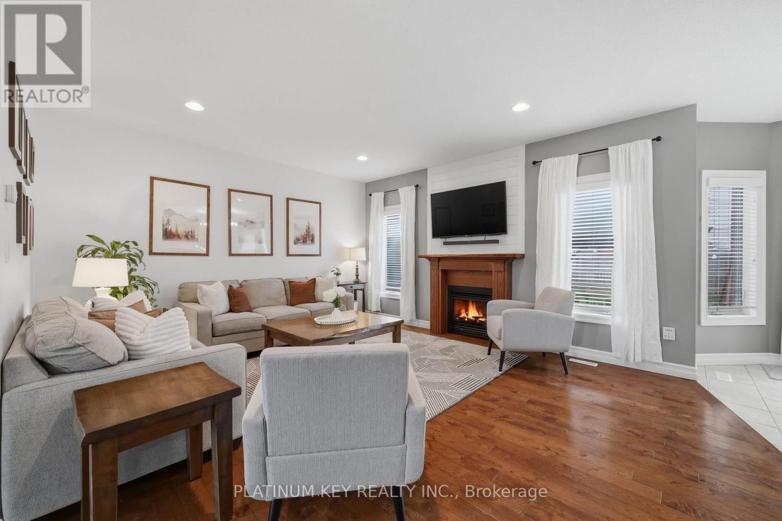 979 MOY CRESCENT Image 8