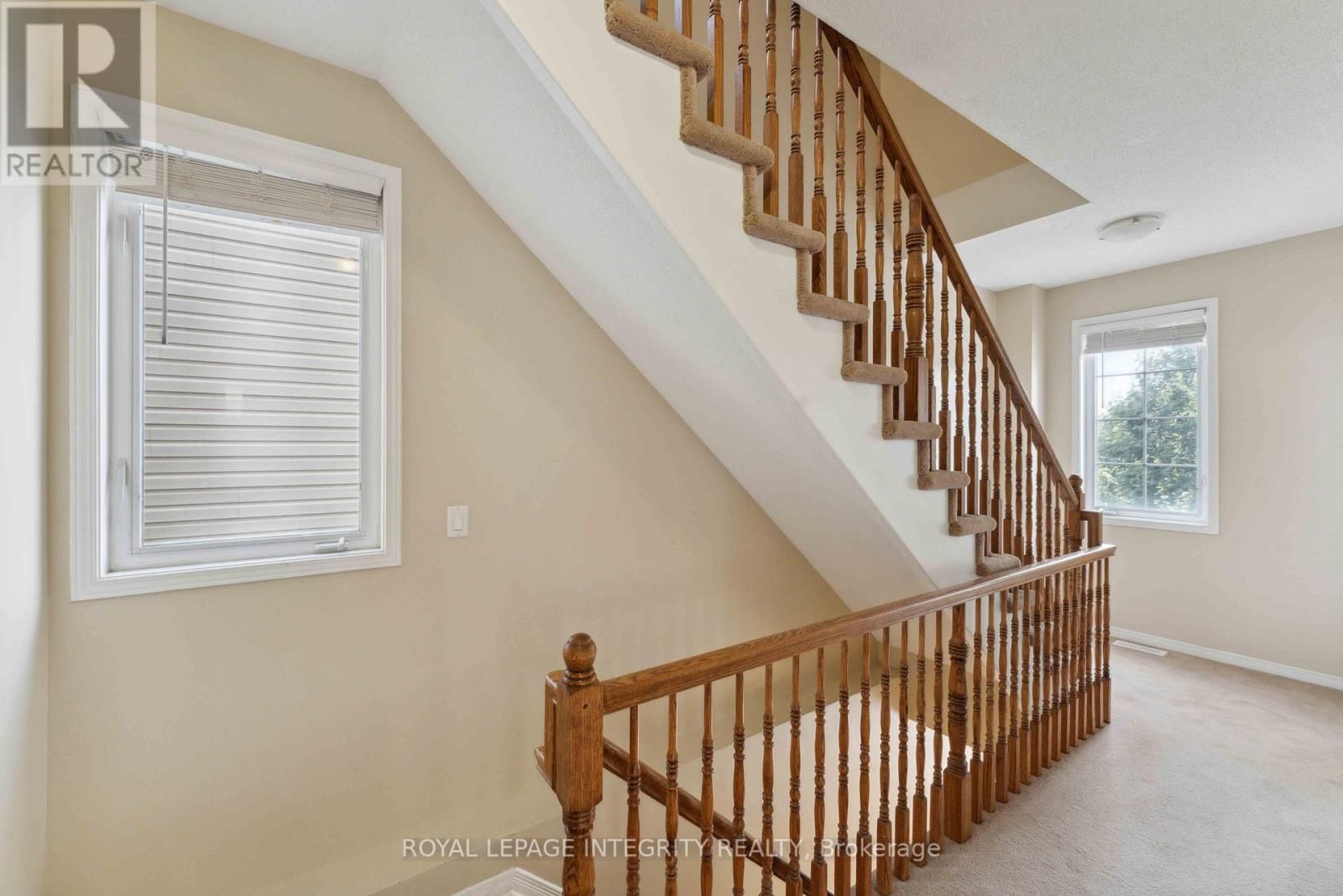 215 HUNTSVILLE DRIVE Image 18