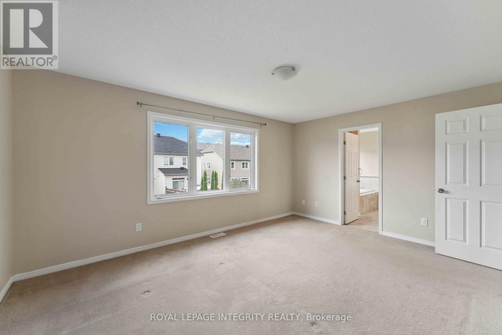 215 HUNTSVILLE DRIVE Image 23