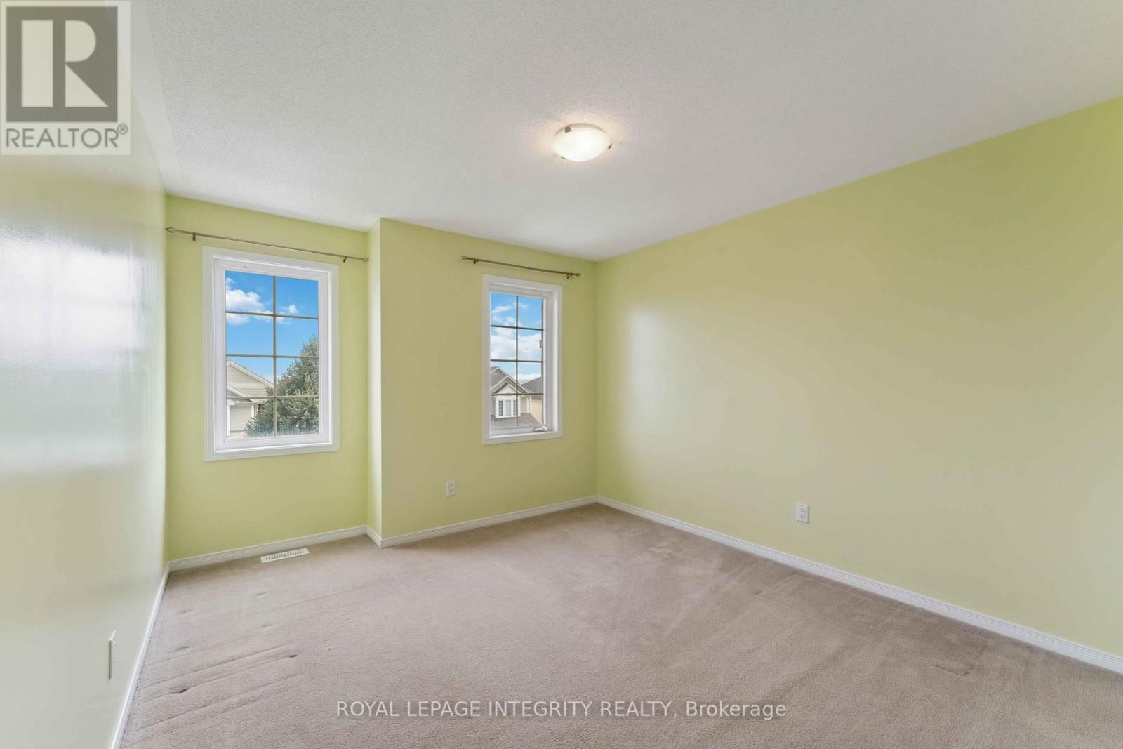 215 HUNTSVILLE DRIVE Image 31