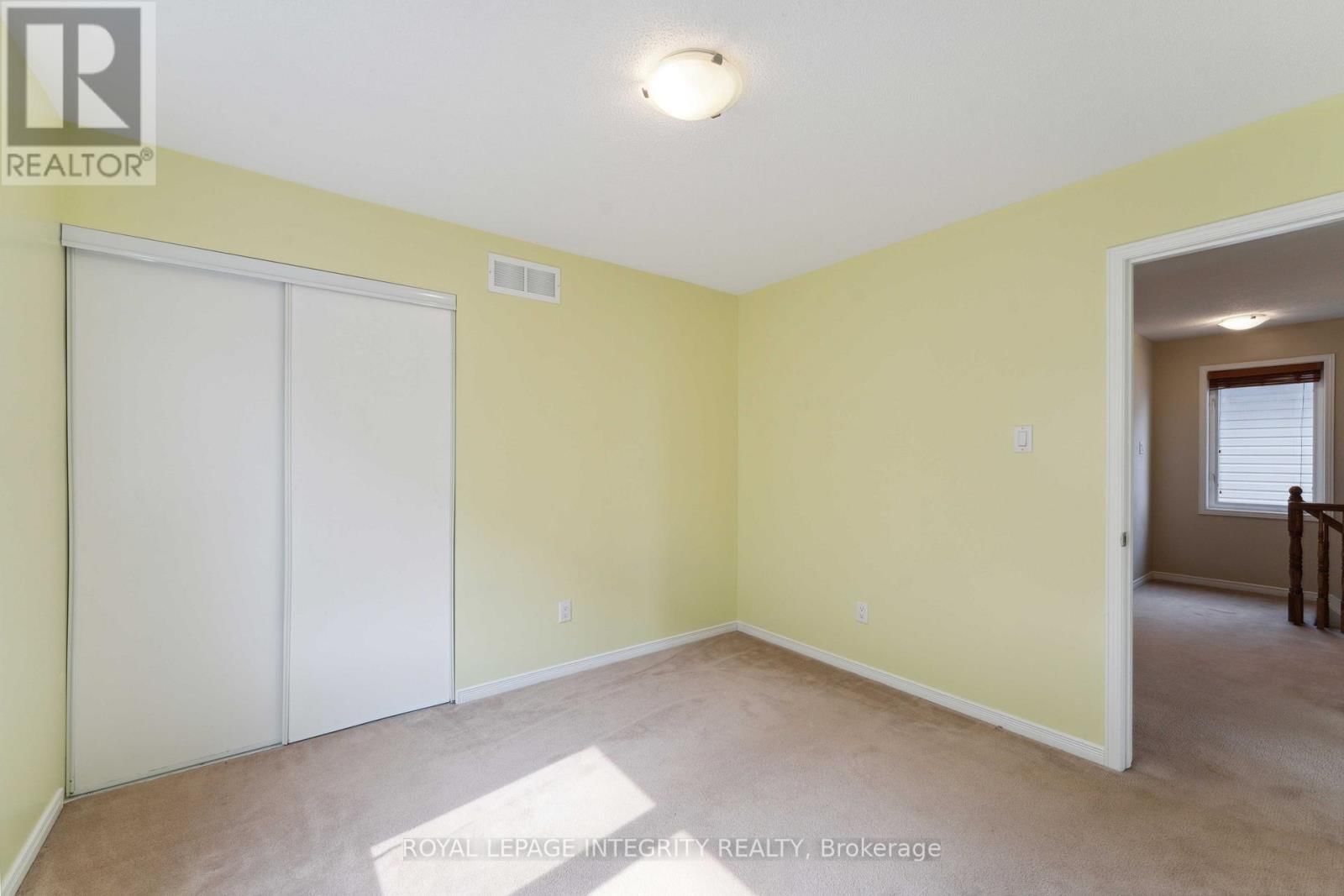 215 HUNTSVILLE DRIVE Image 36