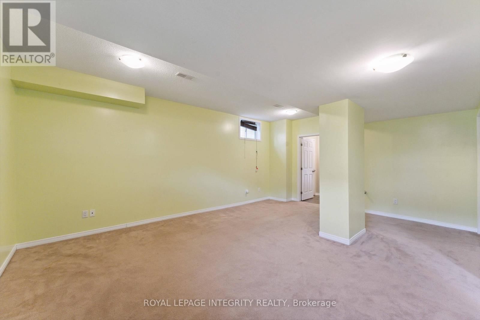 215 HUNTSVILLE DRIVE Image 43