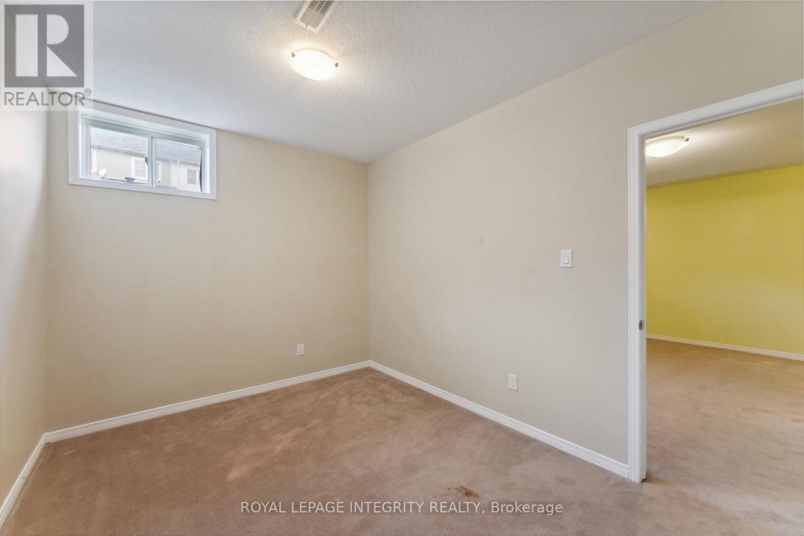 215 HUNTSVILLE DRIVE Image 45