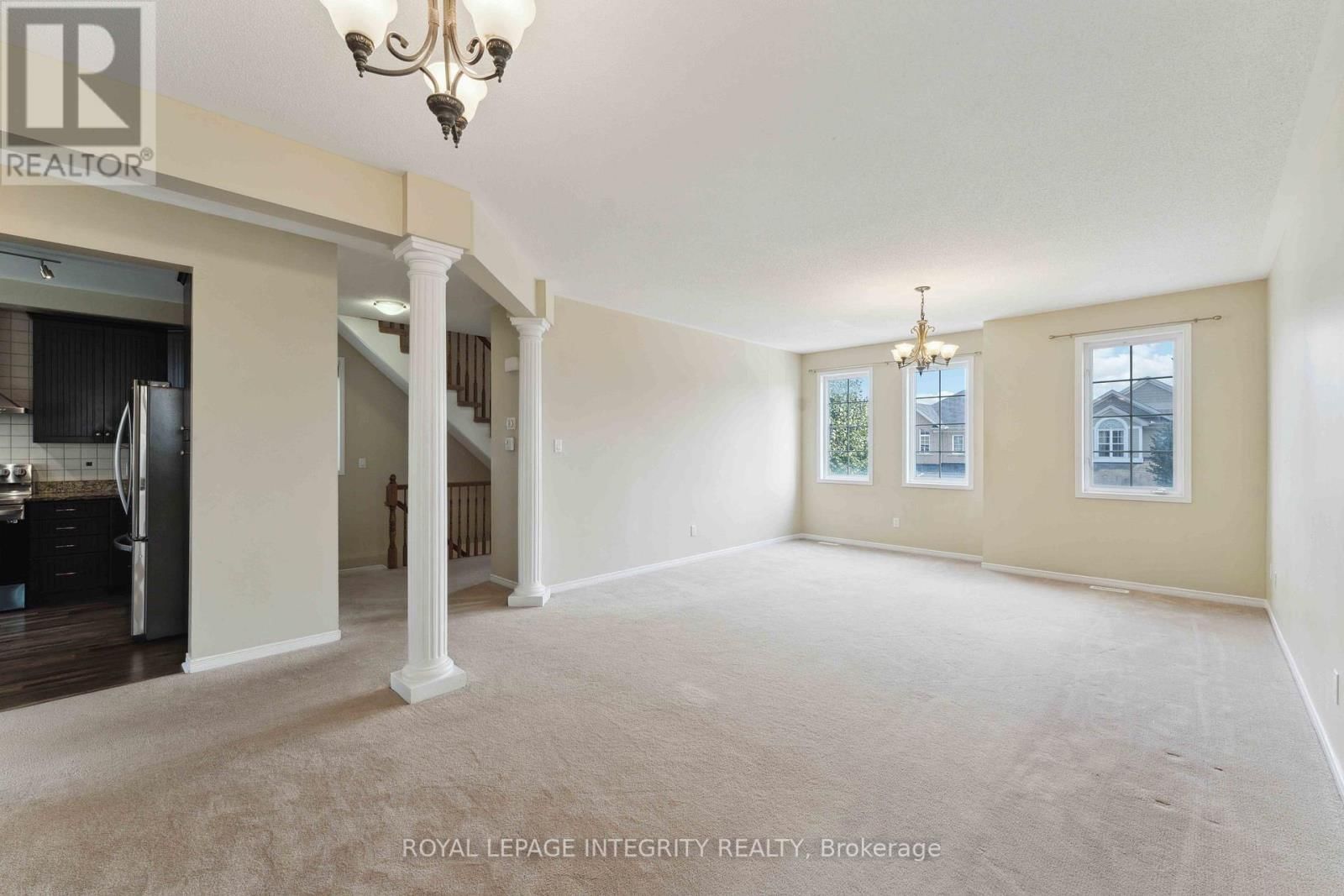 215 HUNTSVILLE DRIVE Image 9