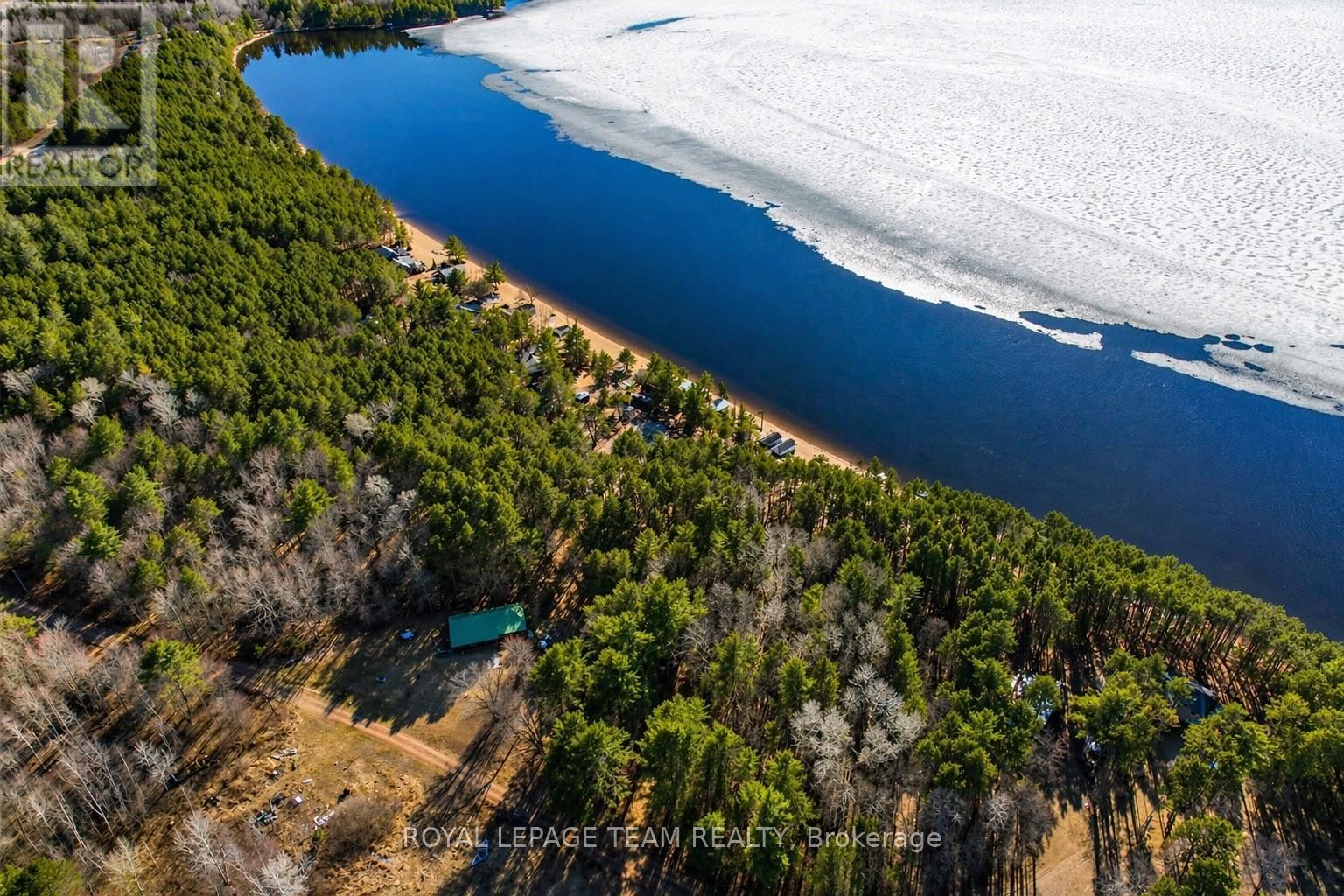 6 GRANNY LANE Image 1