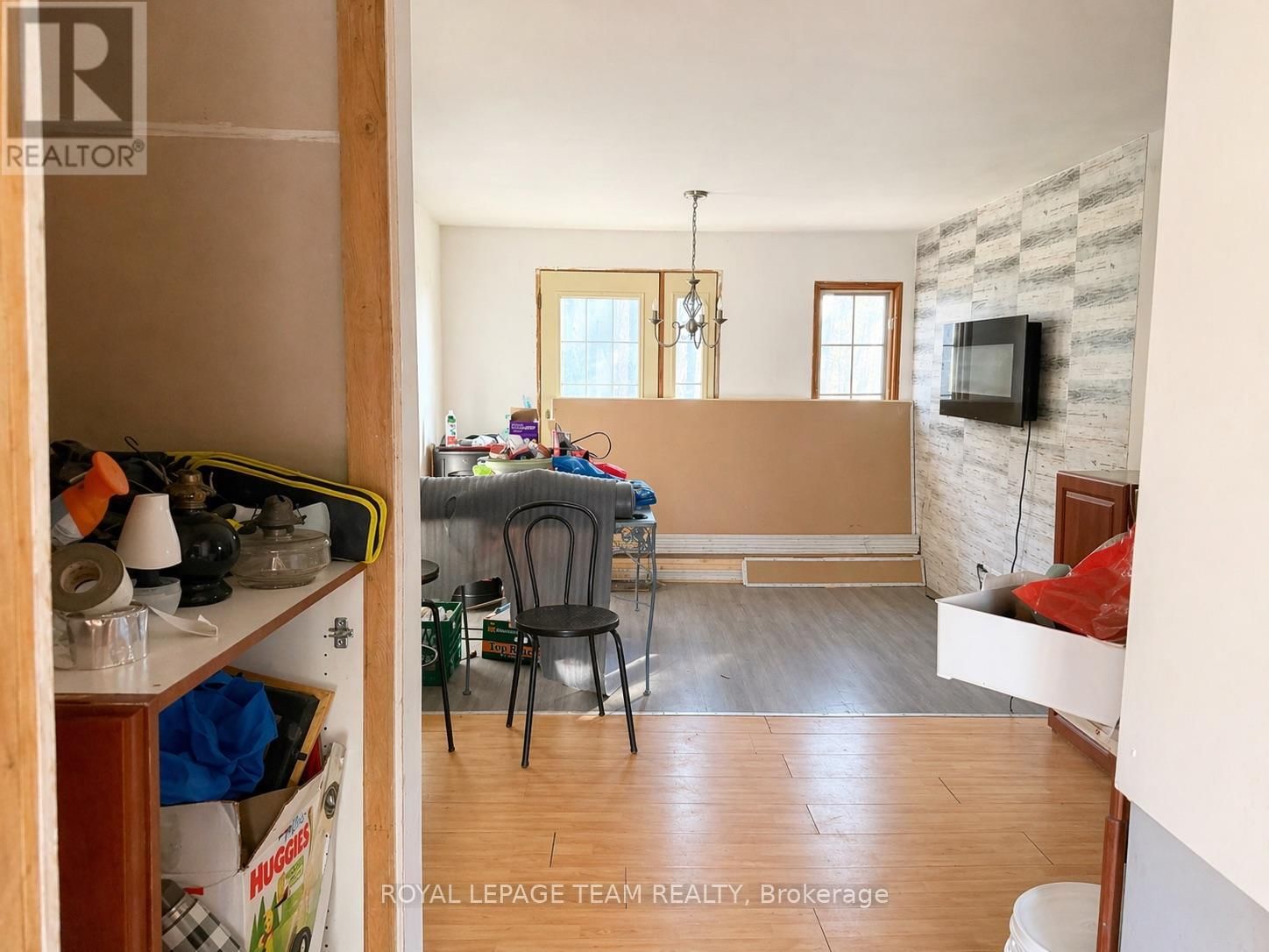 6 GRANNY LANE Image 16