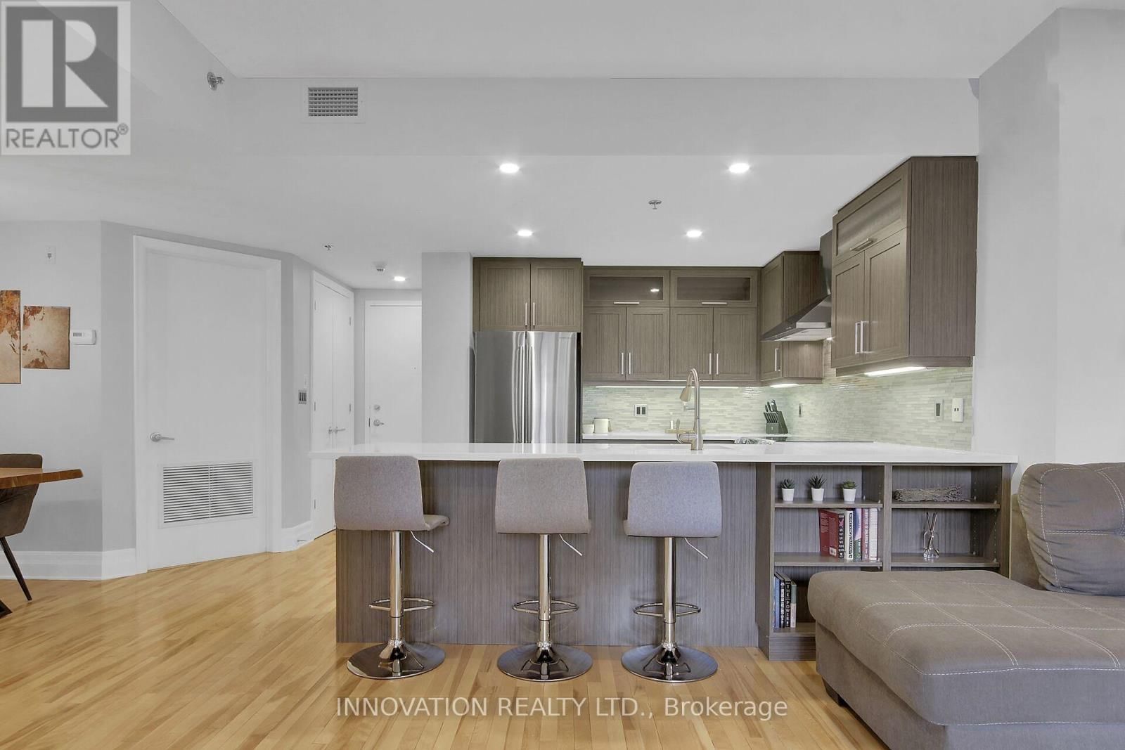 104 - 457 MCLEOD STREET Image 15