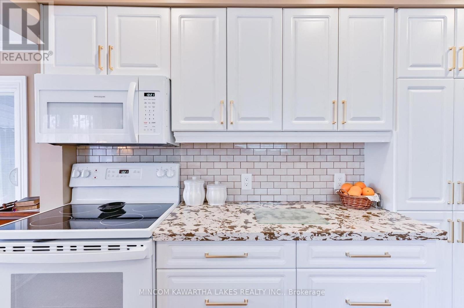 374 GRADY AVENUE Image 12