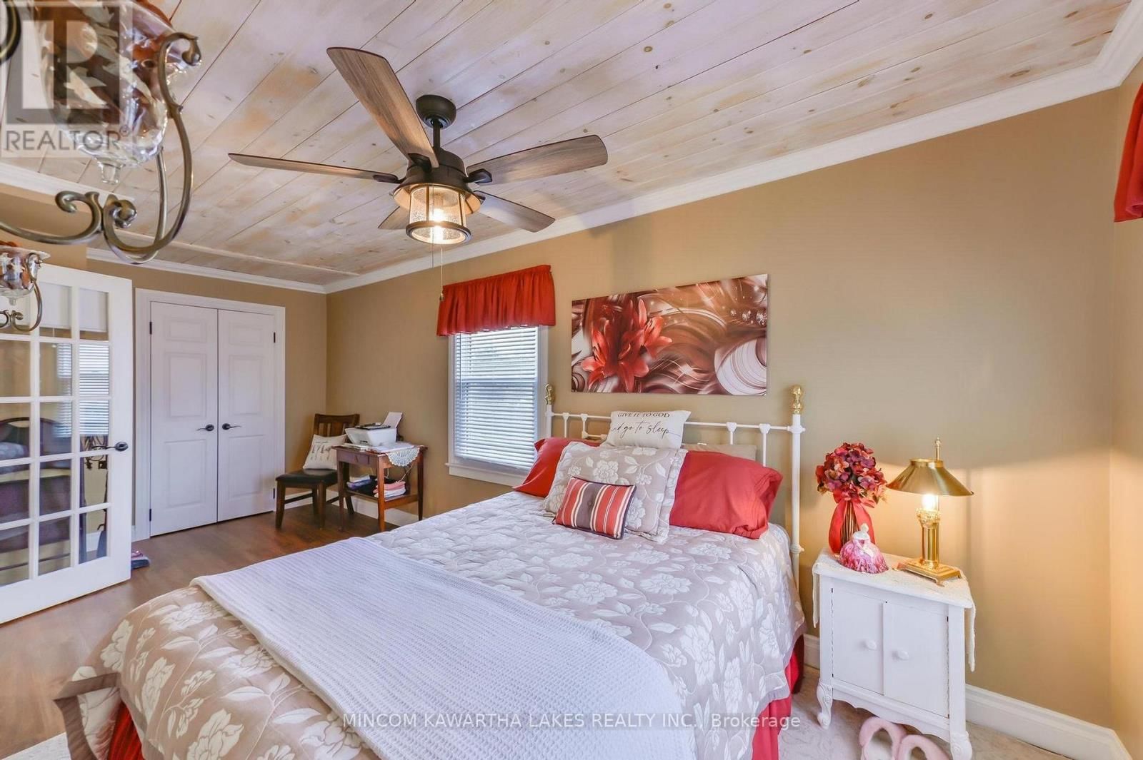 374 GRADY AVENUE Image 14