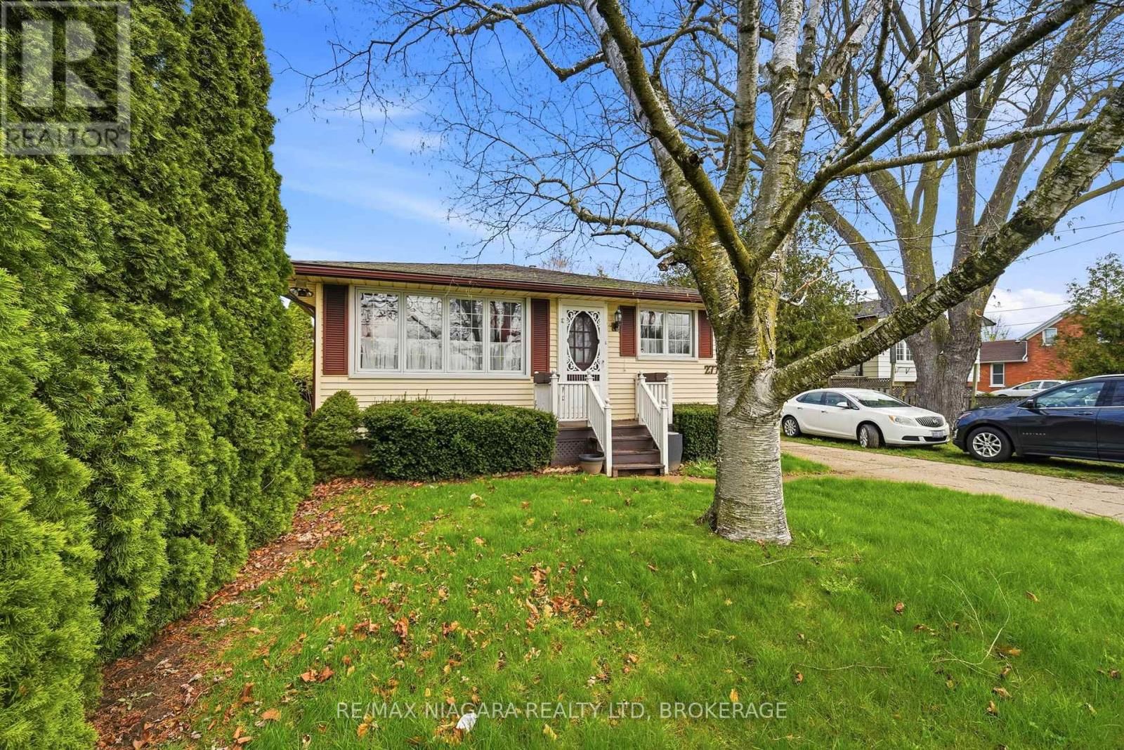 277 LAKESHORE ROAD Image 1