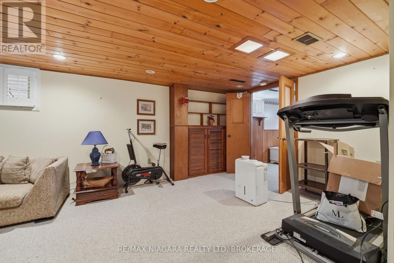 277 LAKESHORE ROAD Image 18