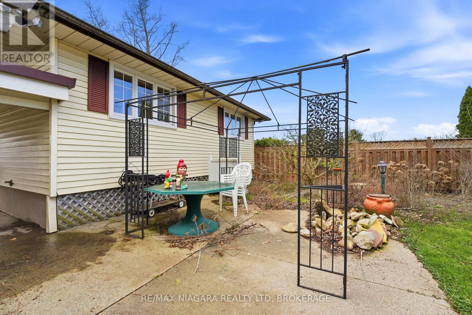 277 LAKESHORE ROAD Image 27