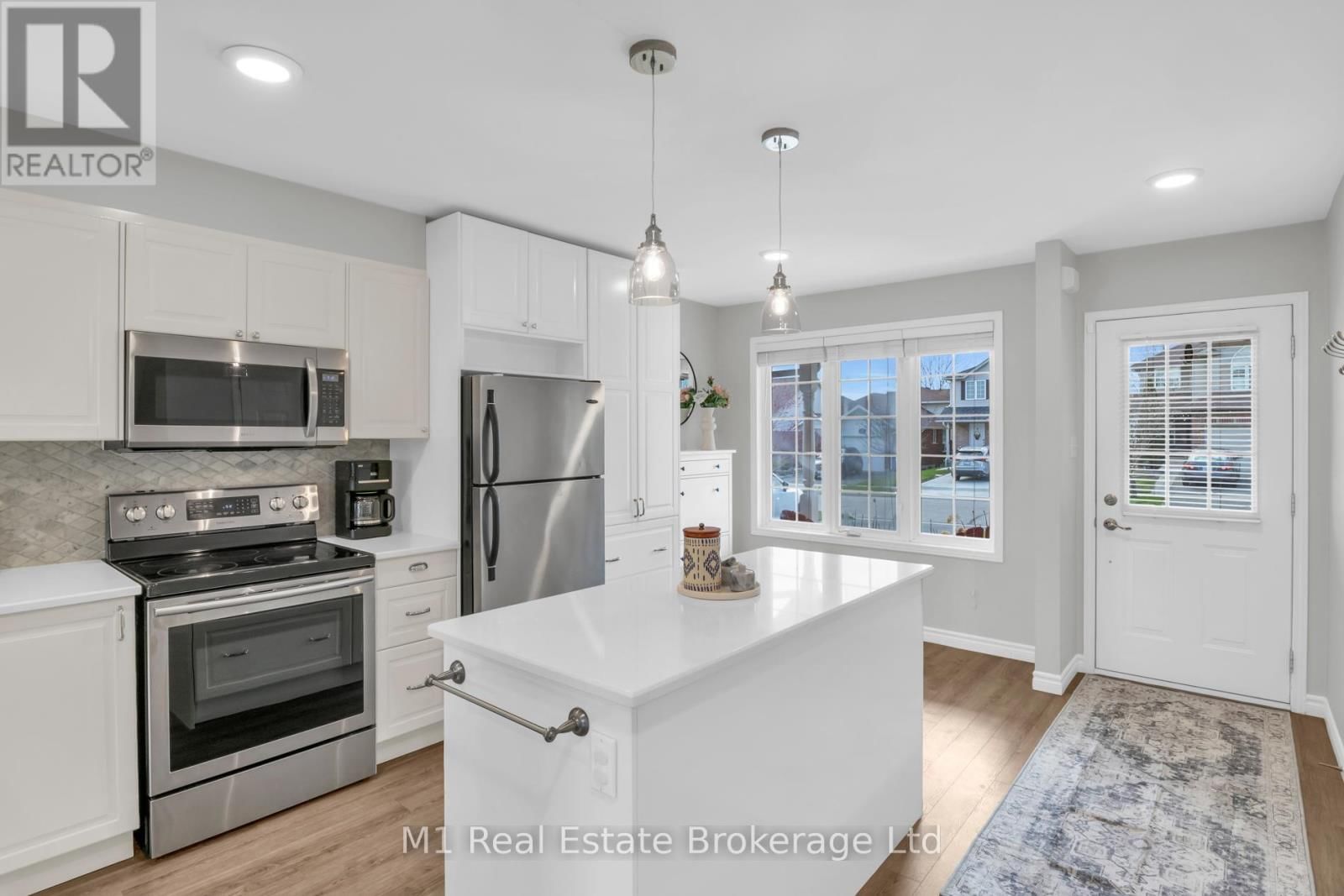 90 CEDARVALE AVENUE Image 10