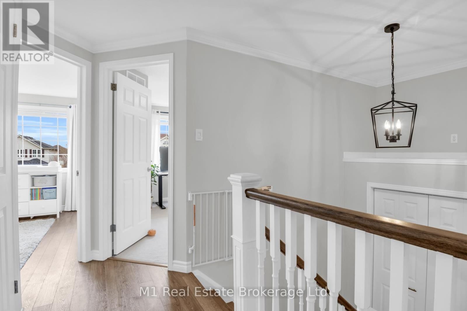 90 CEDARVALE AVENUE Image 18