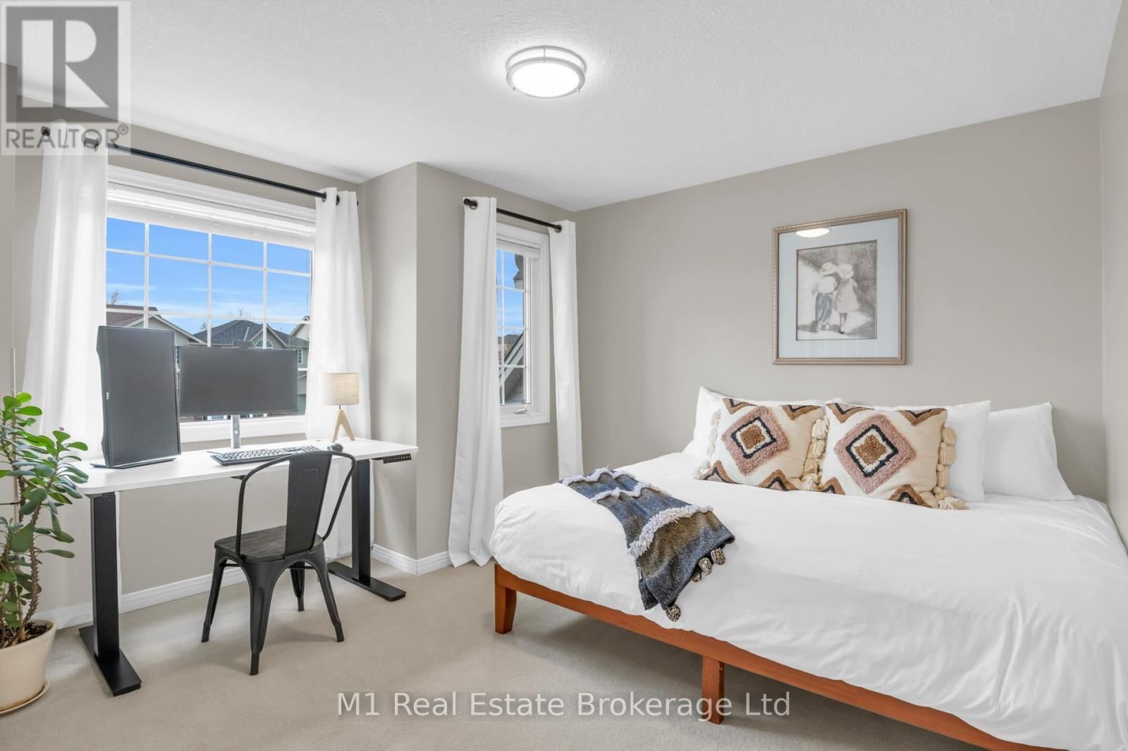 90 CEDARVALE AVENUE Image 19