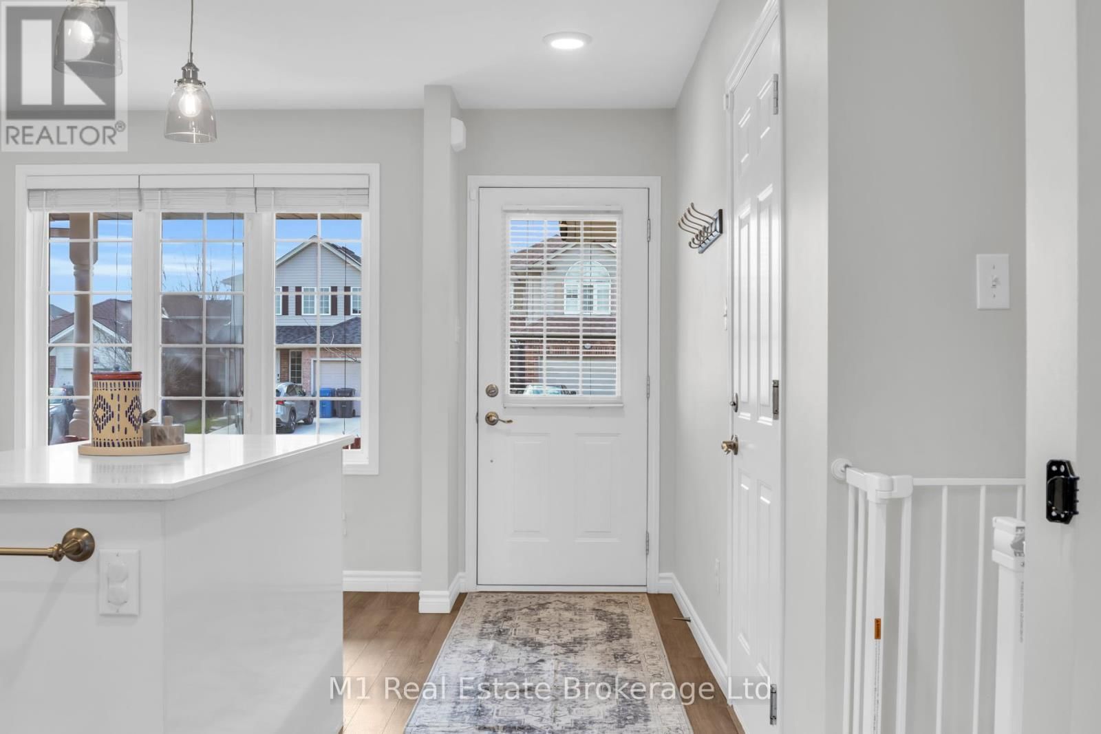 90 CEDARVALE AVENUE Image 9