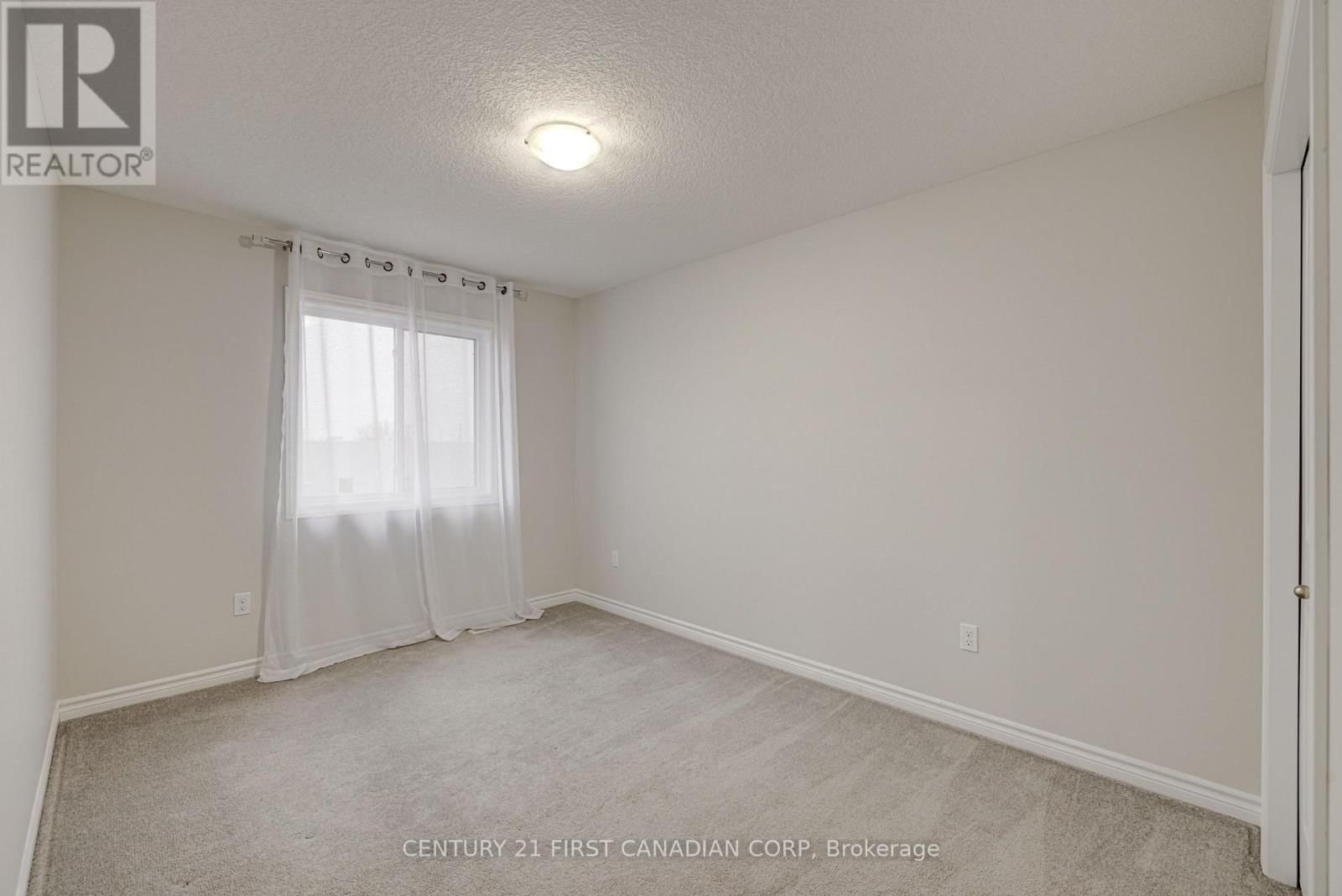 36 - 3399 CASTLE ROCK PLACE Image 16