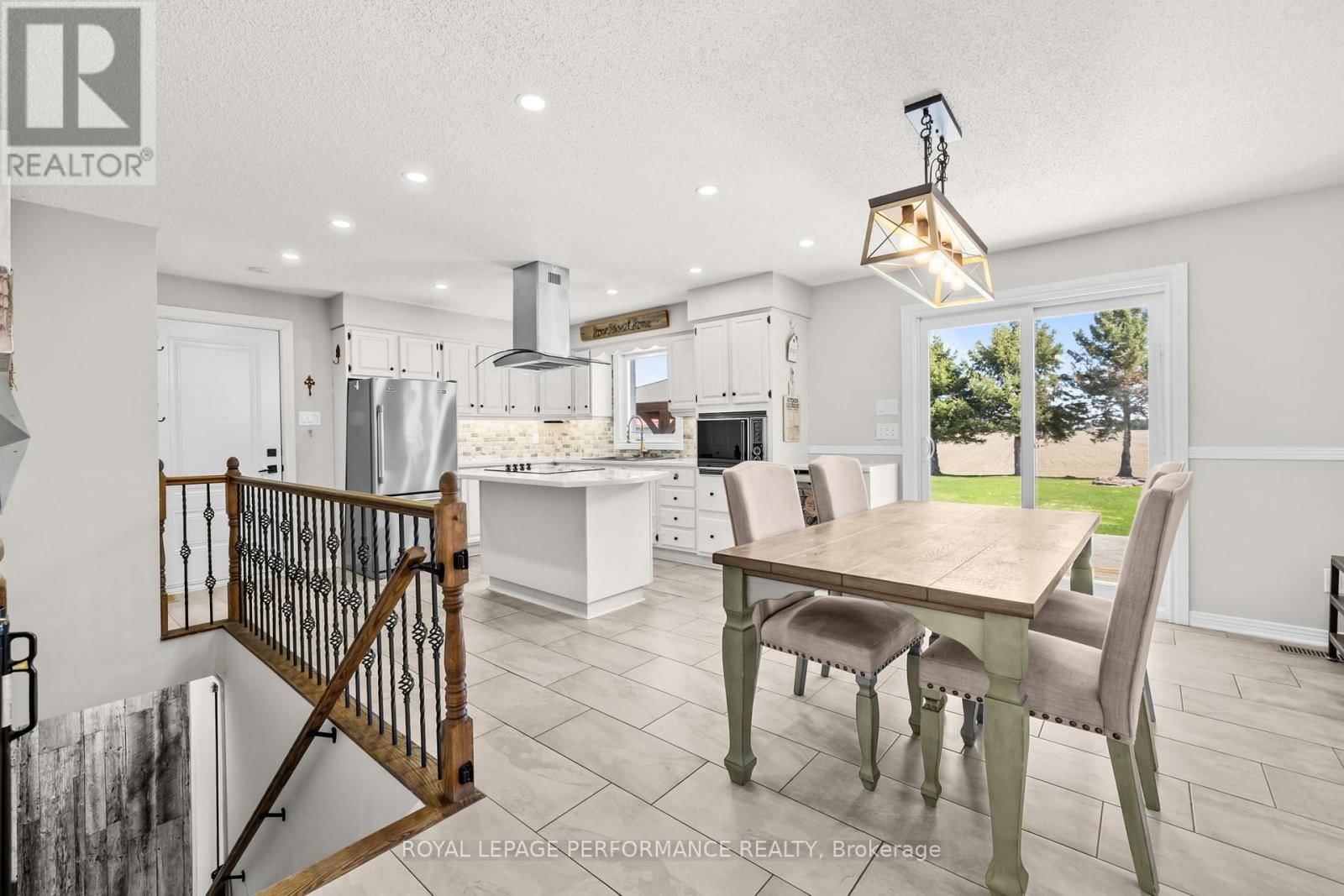 1547 ST JACQUES ROAD Image 13