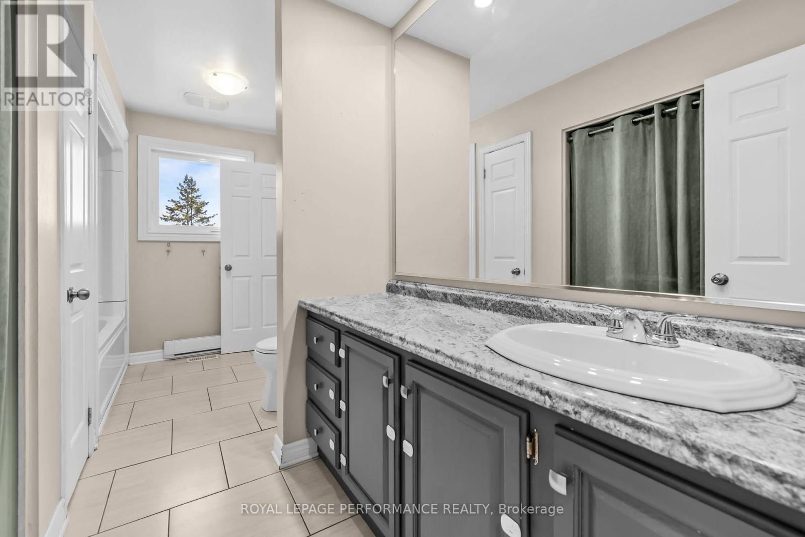 1547 ST JACQUES ROAD Image 25