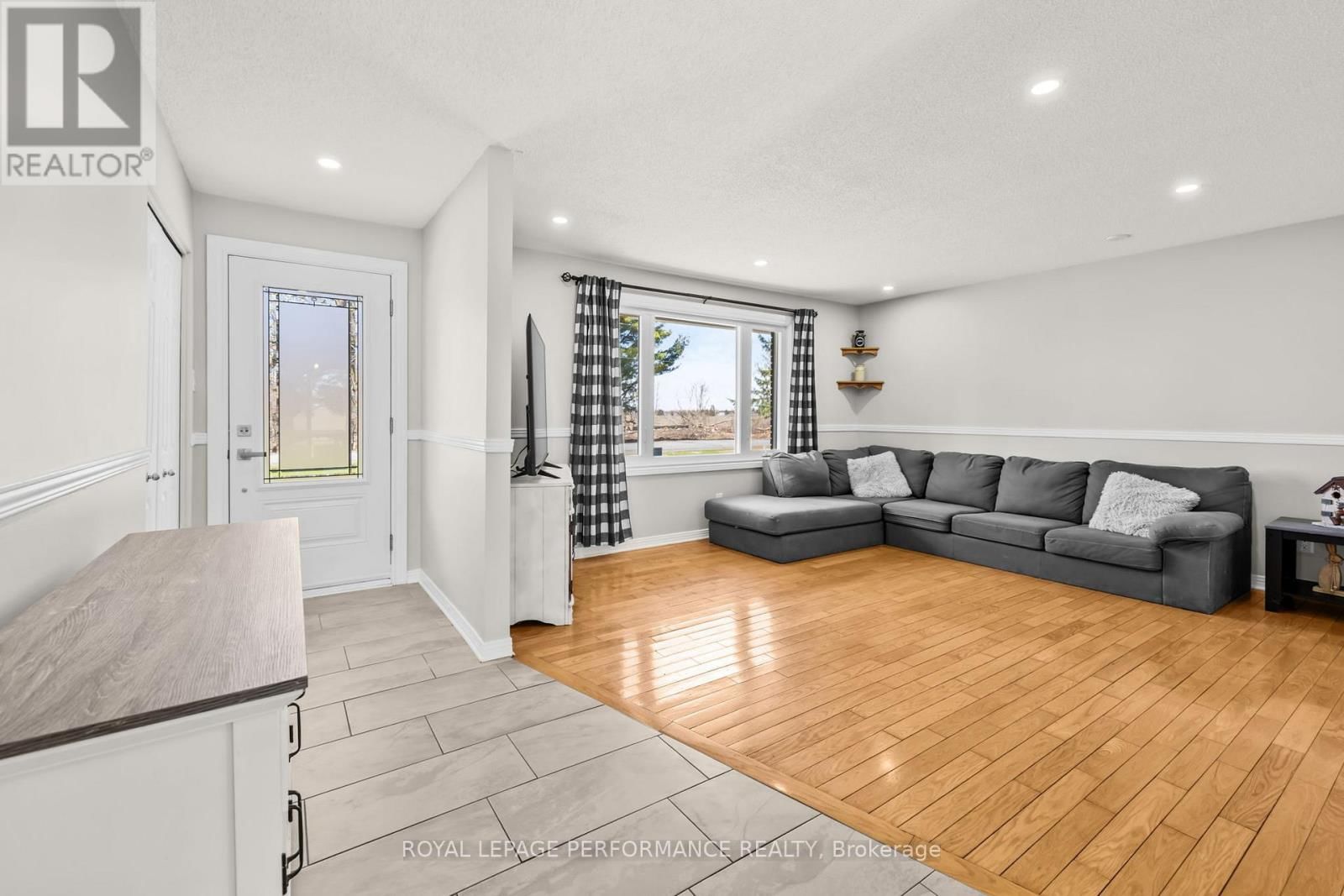 1547 ST JACQUES ROAD Image 9