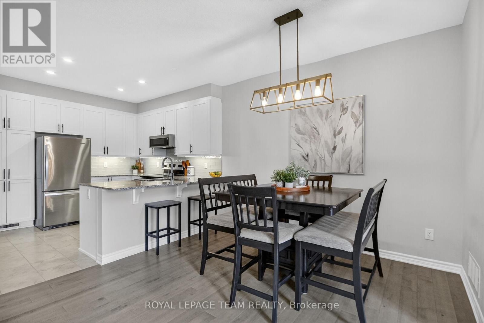 802 BASCULE PLACE Image 8