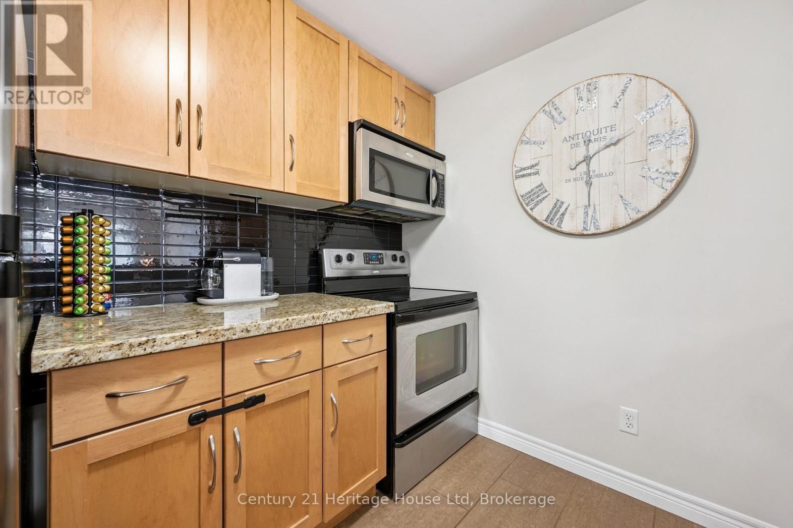 207 - 901 PAISLEY ROAD Image 20