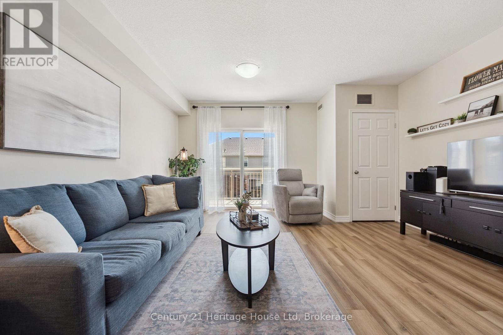 207 - 901 PAISLEY ROAD Image 9