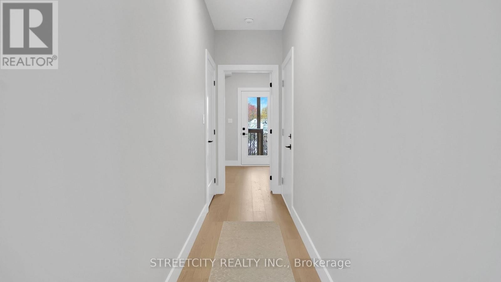 9 - 2500 MAIN STREET Image 21