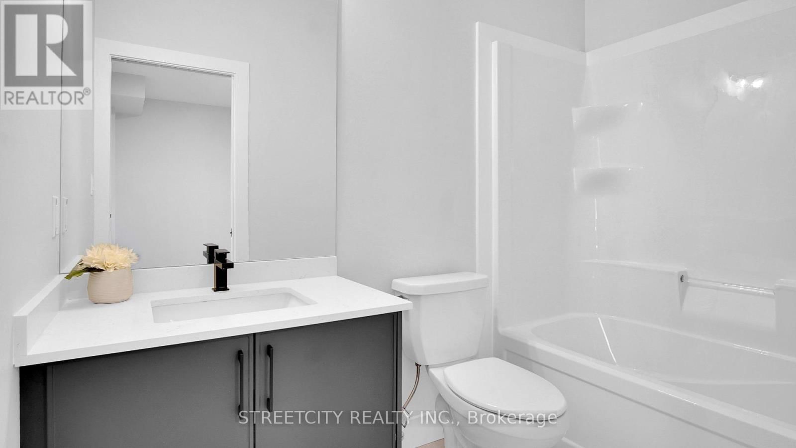 9 - 2500 MAIN STREET Image 23