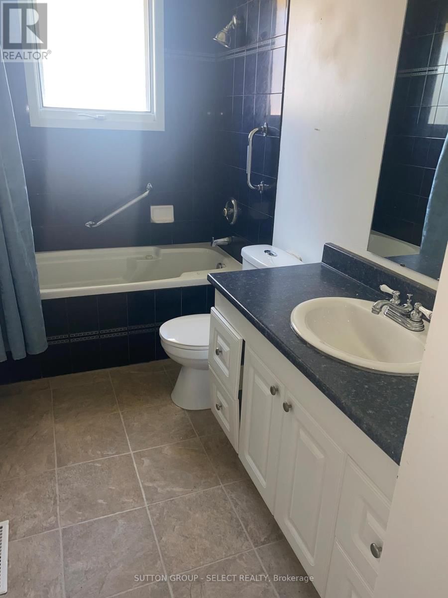 7 ARVA COURT Image 14